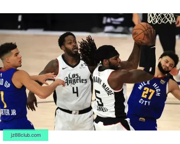 杨瀚森远赴墨西哥城出战季后赛快船弃用他仍肩负重任