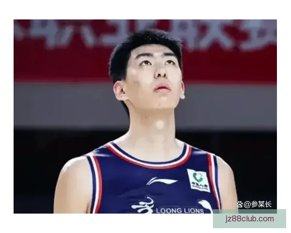 NBA球队邀徐昕试训 广州主帅称骄傲他未来无限可能 NBA球队邀徐昕试训 广州主帅称骄傲他未来无限可能