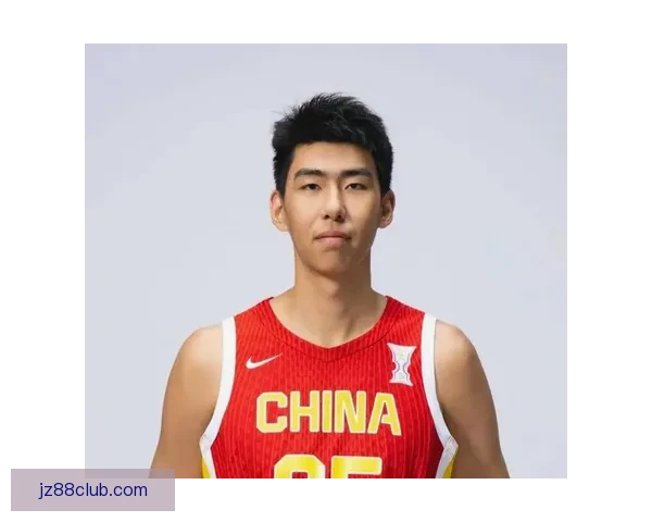 NBA球队邀徐昕试训 广州主帅称骄傲他未来无限可能 NBA球队邀徐昕试训 广州主帅称骄傲他未来无限可能